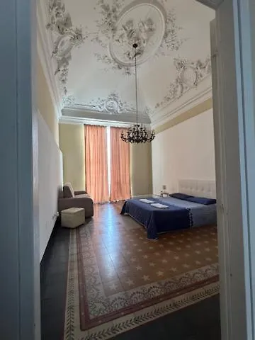 Suite chicca nel cuore del centro storico Catania